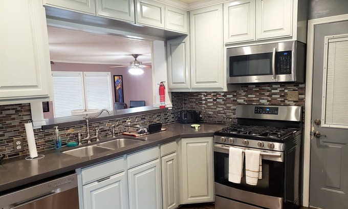 Westlake Casa | Rare- Cheerful, Family 3BR home with pool, Close to Golf Course & Casinos!