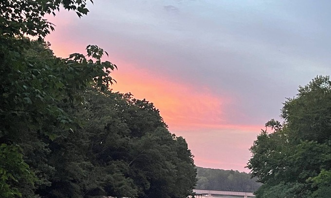 New London Casa | Rare Find at Badin Lake
