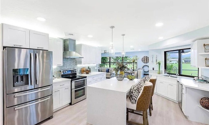 Lely Golf Estates Casa | RARE FIND! Newly Renovated Home on Golf Course!