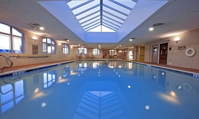 Killeen Hotel | RARE GEM! 2 GORGEOUS UNITS AND POOL.