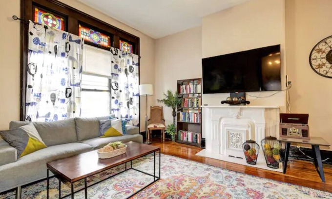 Cherokee Triangle Apartamento | Rare King Bed w/ Dip Pool in ❤ Lou bar/food scene