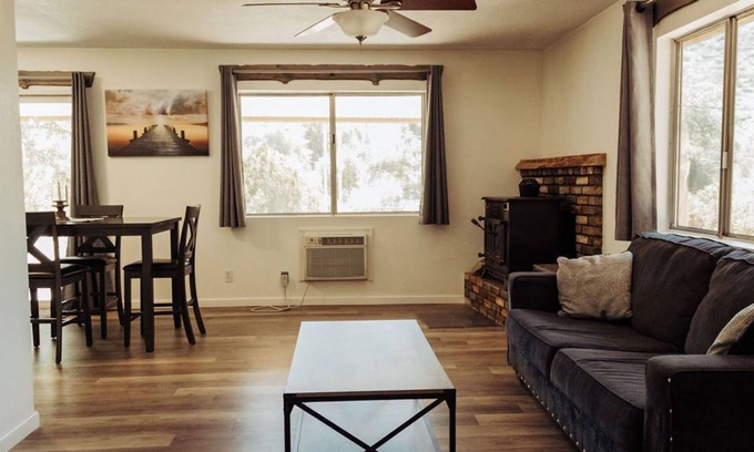 Hemet Casa | Rare, quiet, peaceful place to call home in Southern California