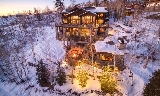 Steamboat Springs Chalet De Esquí | Rare Ski-in & out access onto Right 'O Way from this luxury 5 Bedroom Duplex