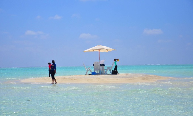Dhiffushi Casa | Rashu Hiyaa