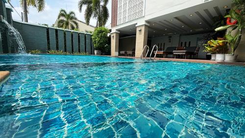 Ratsada Apartamento | Ratana Hotel Rassada, PHUKET TOWN- SHA Extra Plus