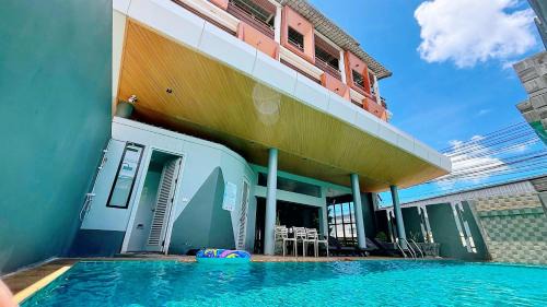 Wichit Hotel | Ratana Hotel Sakdidet, PHUKET TOWN
