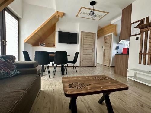 Ciche Apartamento | RatuApartament