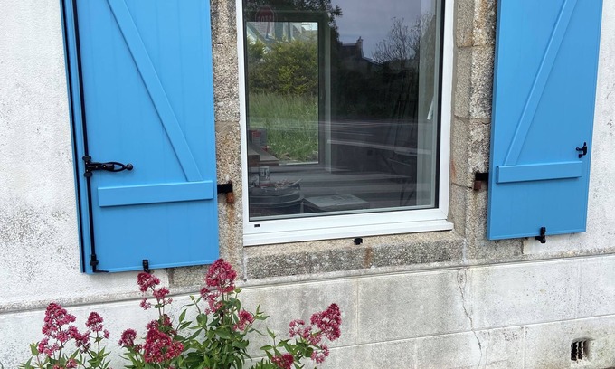 Plobannalec-Lesconil Casa | Ravissante Maison typique de pêcheur à 800 m des plages et du port de pêche