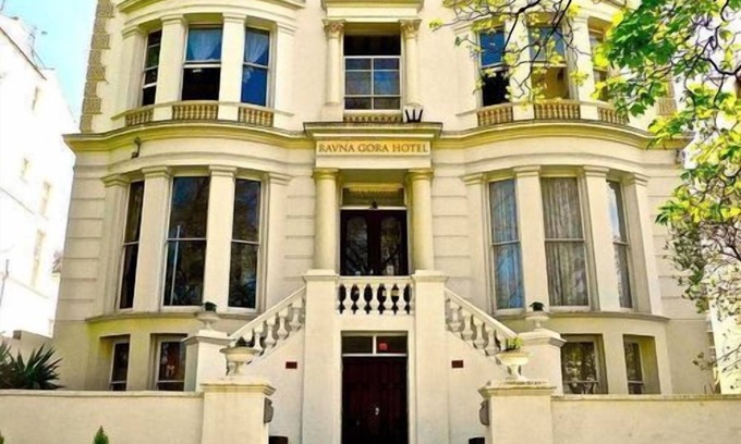 Holland Park Hotel | Ravna Gora