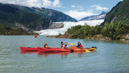Mendenhall Valley Apartamento | Raw Gold - Affordable, Near Mendenhall Glacier, Trails, and Conveniences - DISCOUNTS ON TOURS!