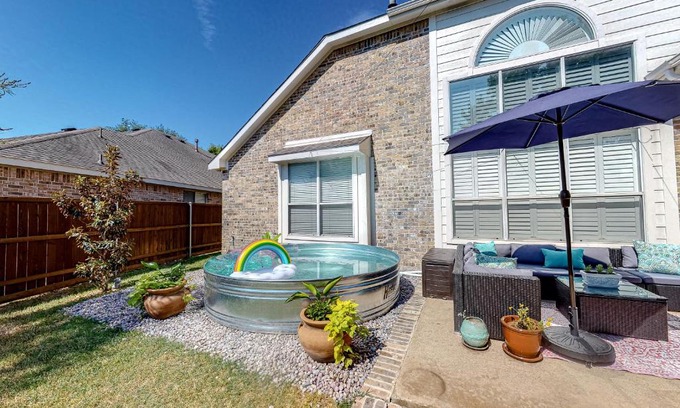 Rowlett Casa | Ray Hubbard Retreat