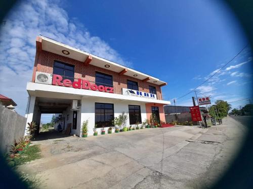 Lucap Hotel | RBR HOTEL AND RESTAURANT
