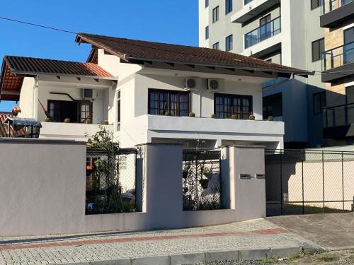 Joinville Casa | RCM Vilas - Casa confortável 1