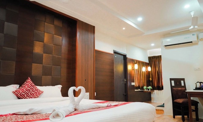 Perundurai Hotel | RD HOTEL