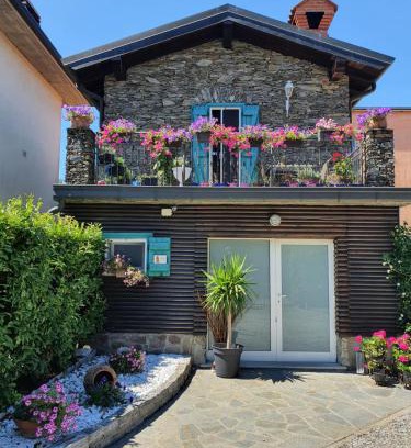 Luino Casa | Re di Quadri