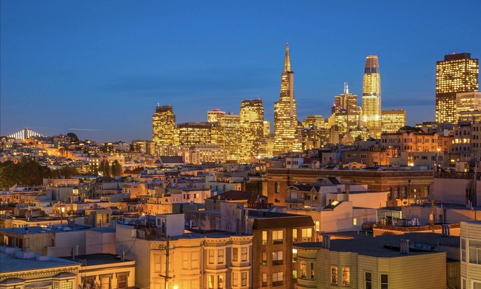 Russian Hill Casa | Real Famous MTV Real world house, Central San Francisco