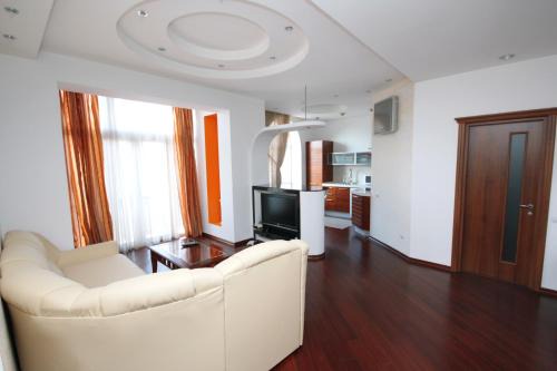 Lypky Apartamento | Real Home Apartments in Kiev Center
