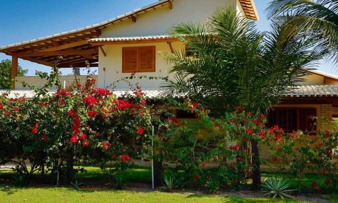 Prado Casa | Casa reciente cerca del océano en Bahía