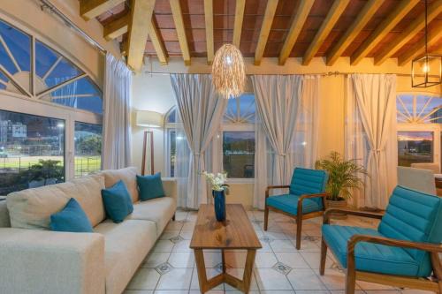 Lazaro Cardenas Apartamento | Recently Remodeled and Ready To Be Used