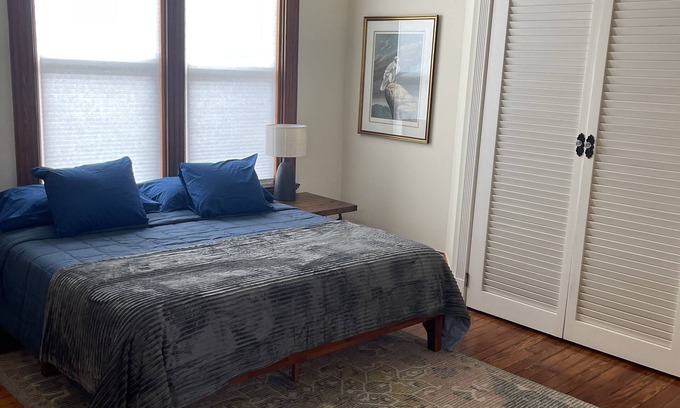 Latonia Casa | Recently Remodeled Historic House close to downtown