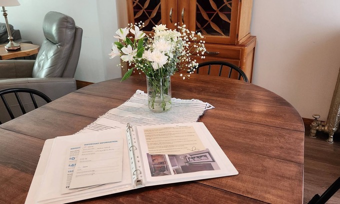 Winnipeg Casa | Recently renovated home just a 7 minute walk from the St Boniface Hospital.