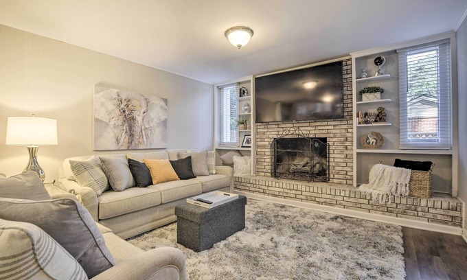 Raleigh Casa | Recently Renovated Raleigh Retreat w/ Patio!