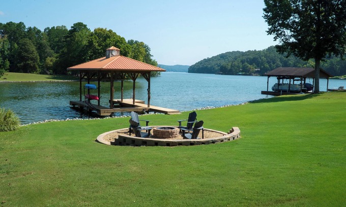 Spring City Casa | Rector Creek Retreat, Perfect for Football Weekends & Lakeside Relaxation