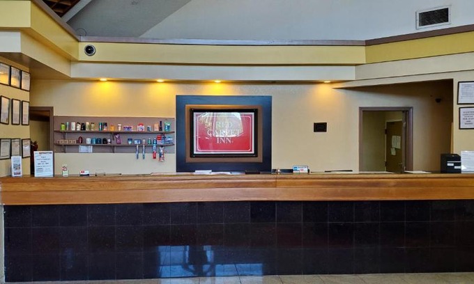 Macon Hotel | Red Carpet Inn-Macon