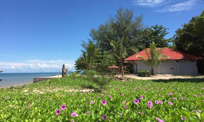 Air Hangat Casa | Red Coral Cottage