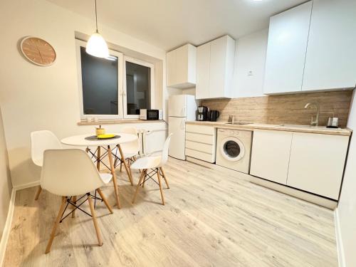 Srodmiescie Apartamento | Red Cross Road Apartment