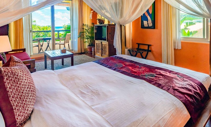 Sail Rock Beach Cama Y Desayuno | Red Garden Resort