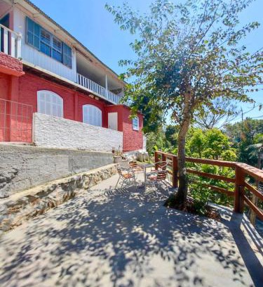 Palhoca Casa | Red House - Casa com Linda vista do Mar