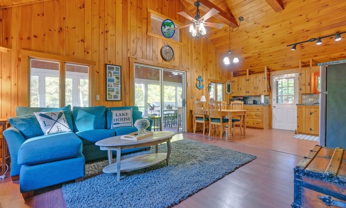 Naples Casa | Red House w/ Access to Sebago Cove
