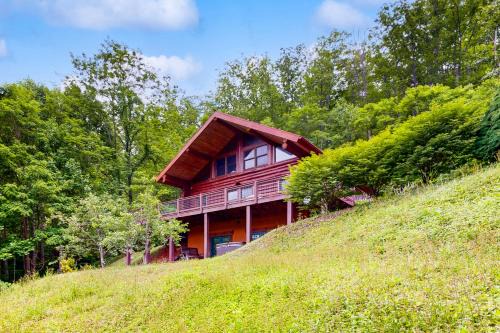 Sylva Casa | Red Lantern Lodge