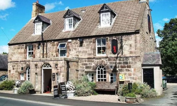 Milfield Cama Y Desayuno | Red Lion Inn