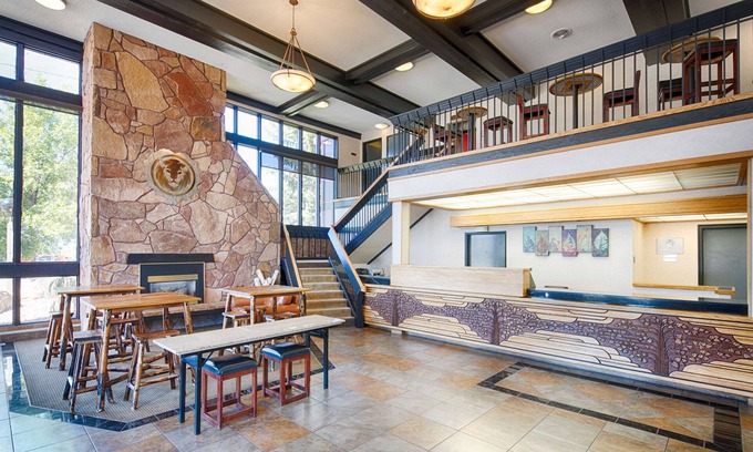 Heart of Missoula Hotel | Red Lion Inn & Suites Missoula