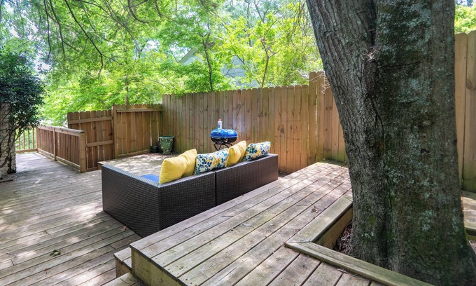 Redmont Park Casa | Red Mountain Retreat - 3BR/Large Deck/Families