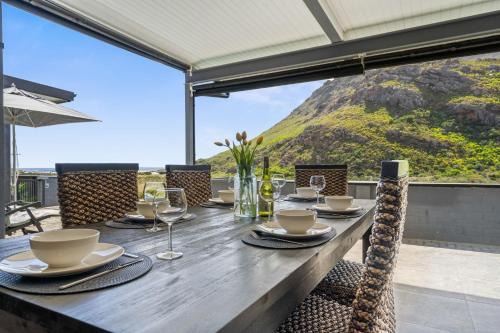 Rooiels Casa | Red River Valley by Host Agents
