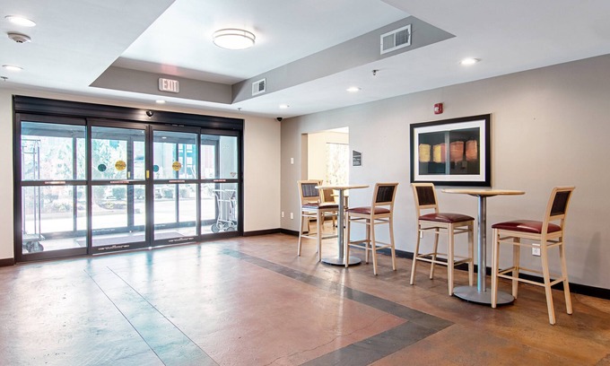 Locust Grove Hotel | Red Roof Inn Locust Grove