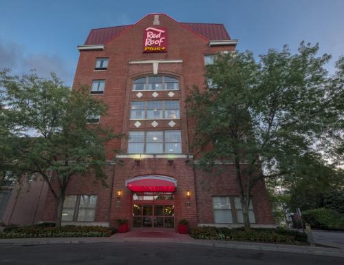 Downtown Columbus Hotel | Red Roof Inn PLUS+ Columbus Downtown - Convention Center