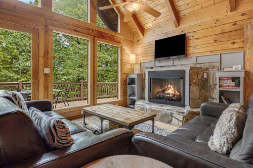 Fairview Casa | Red Wolf by Carolina Mornings