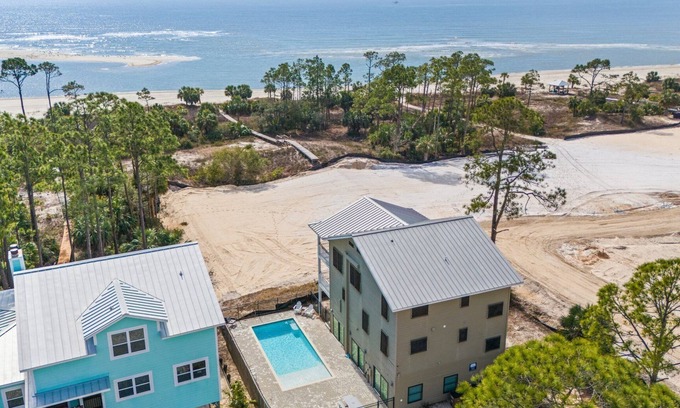 Indian Pass Casa | Redbird Beach: 7BR Beachfront Home- Priv. Pool, Pet Friendly, Sleeps 23!