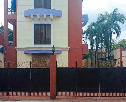 Jaro Hotel | RedDoorz at Yssa Ademar near Robinsons Jaro