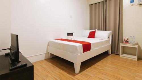 Legazpi Hotel | RedDoorz @ Golite Old Albay