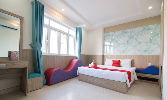Binh Thanh Hotel | RedDoorz Love Hotel Tran Binh Trong Binh Thanh