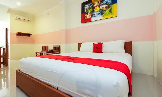 Manado City Centre Casa | RedDoorz near Jalan Jendral Sudirman Manado