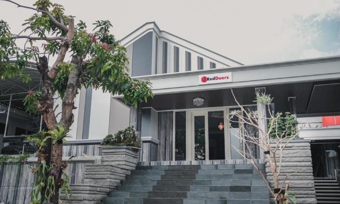 Bandar Lampung Casa | RedDoorz Plus @ Jalan Dr. Cipto Mangunkusumo Lampung
