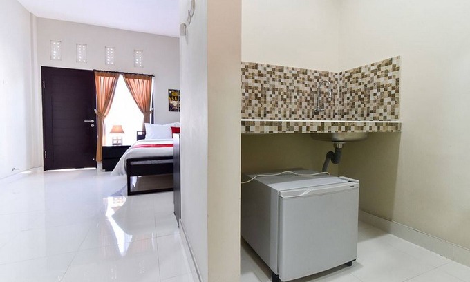 Imam Bonjol Hotel | RedDoorz Plus near Jalan Imam Bonjol Denpasar