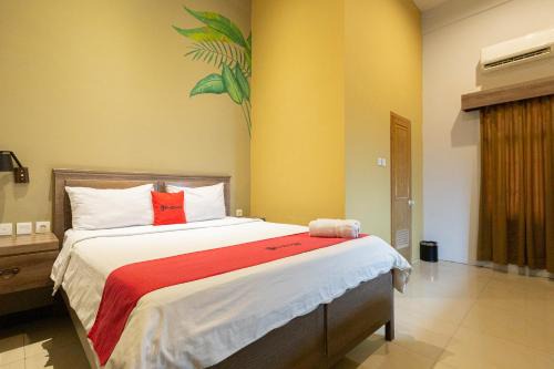 Kemanggisan Casa | RedDoorz Plus near Mall Slipi Jaya