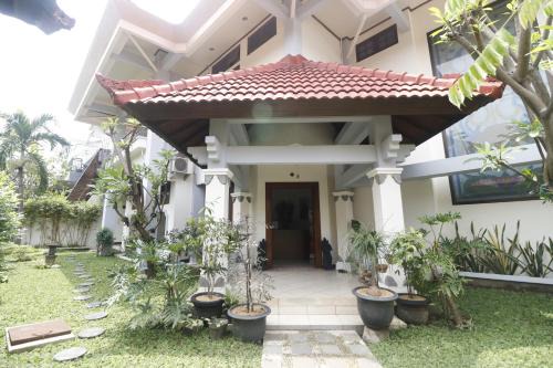 Sidoarjo Casa | RedDoorz Syariah near Gelora Delta Sidoarjo